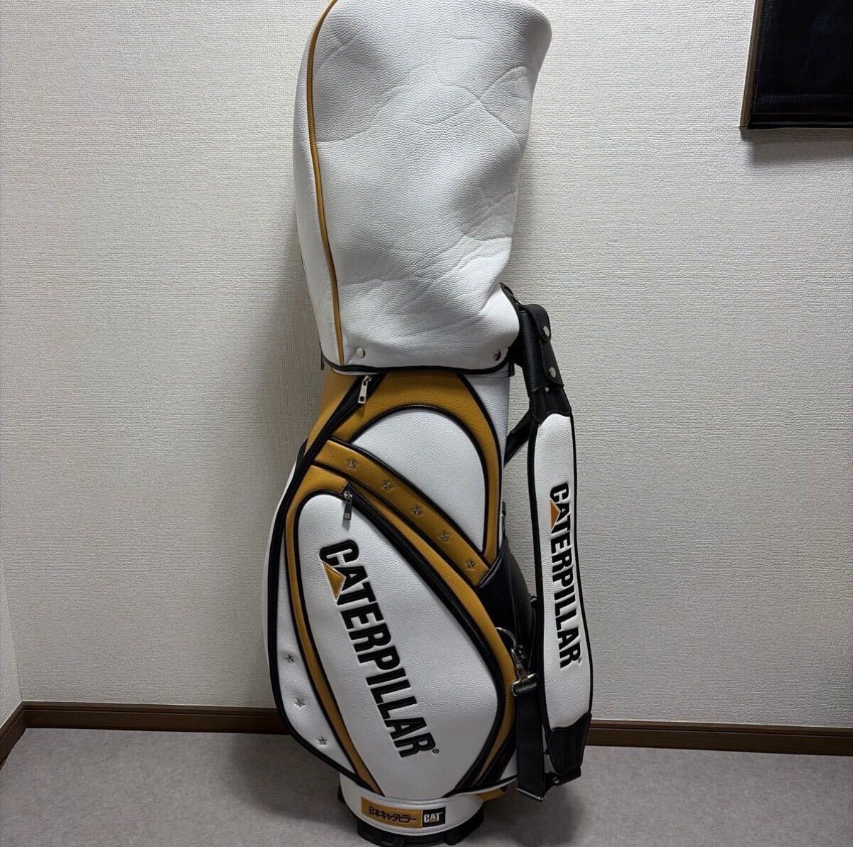 美品 CATERPILLAR GOLF 日本キャタピラー ゴルフ キャディバッグ 美品 CATERPILLAR GOLF 日本キャタピラー ゴルフ キャディバッグ