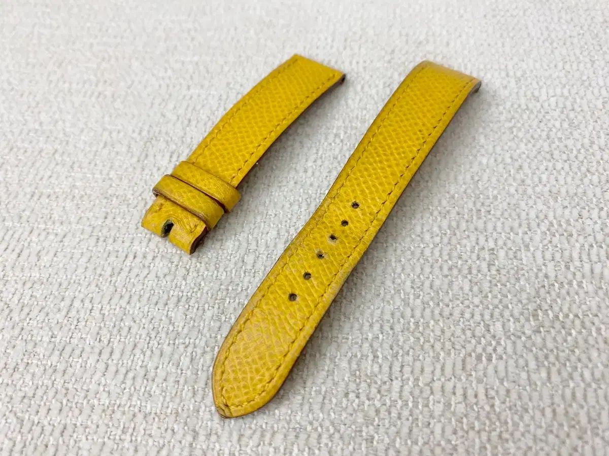 エルメス Hウォッチ スモール PM 正規品 ストラップ イェロー カラー