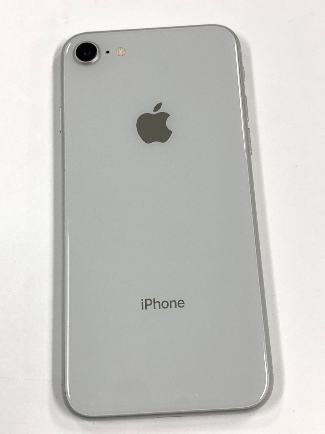 電池76%SIMフリーiPhone 8 64GB シルバー - メルカリ