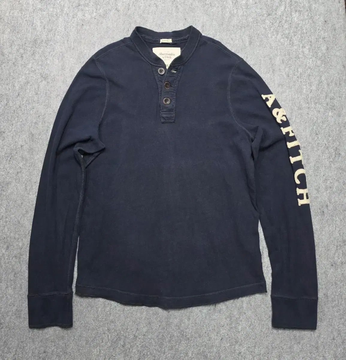 アバクロンビー アンド ピーチ ヴィンテージ ヘンリーネック ハーフボタン 長袖Tシャツ XL
