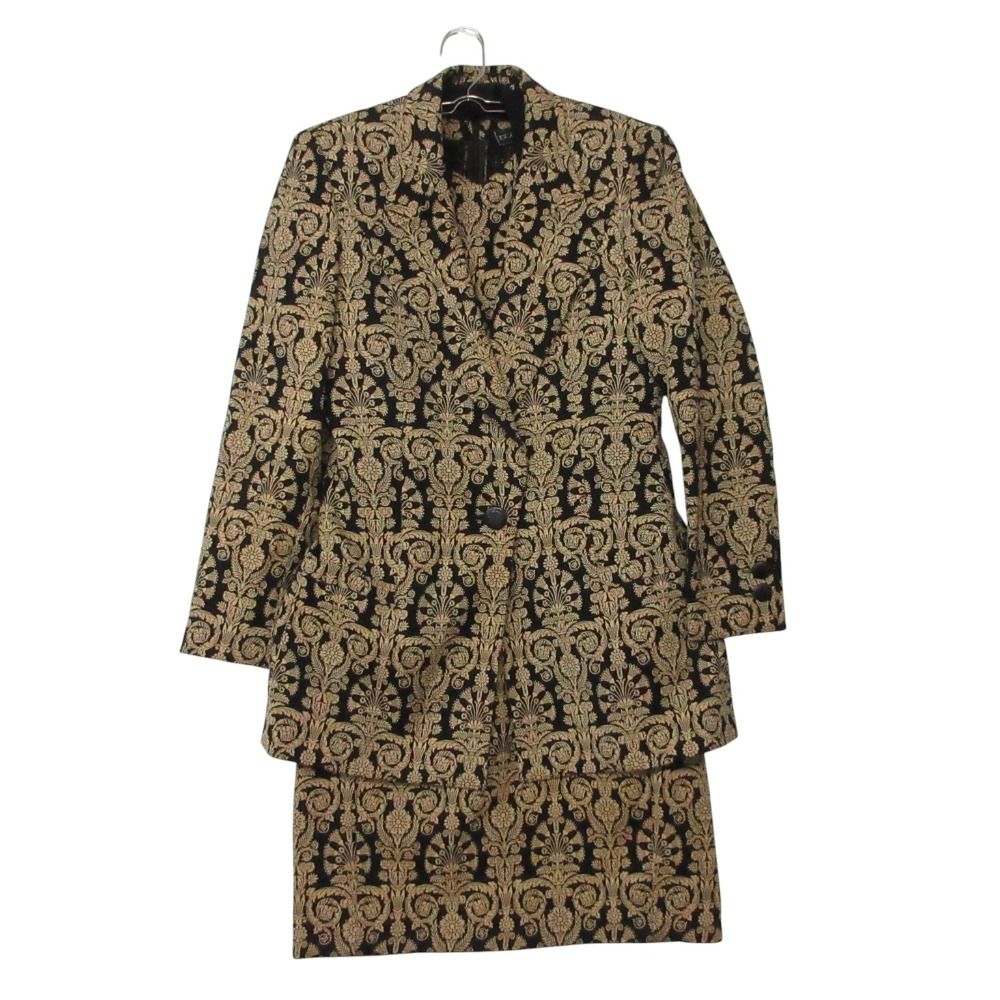 Istante イスタンテ VERSACE ヴェルサーチ セットアップ ペイズリー柄 ワンピース ひざ丈 スーツ 総柄 ジャケット ベージュ 38【M】 レディース 【中古】 8,520円