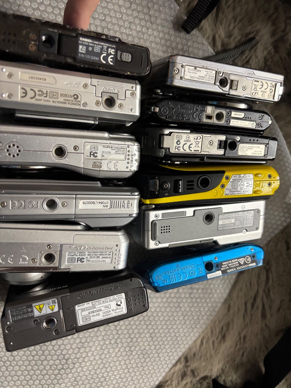 コンパクトデジタルカメラ ジャンク まとめ 26040670 - メルカリ
