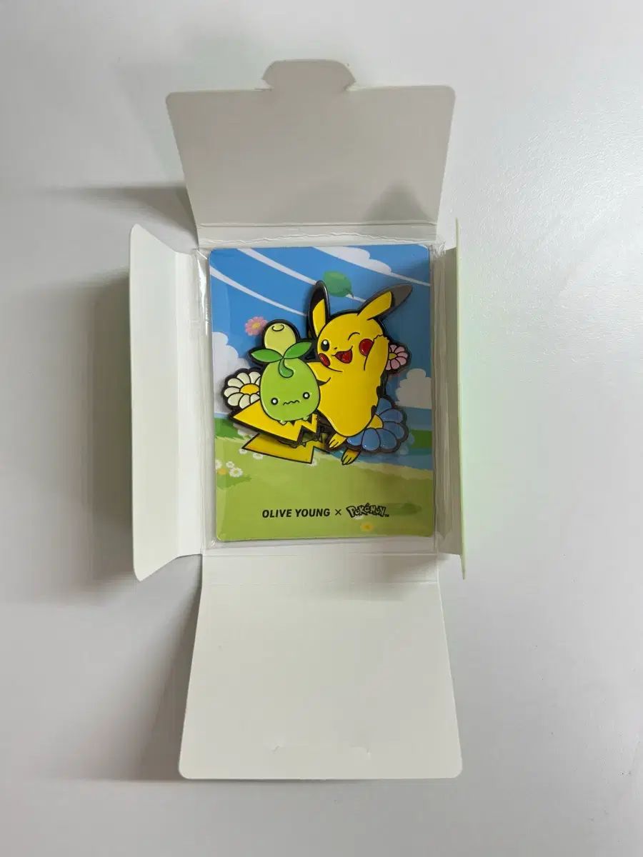 OLIVE YOUNG ポケットモンスター ダブル 麻 マグネット ピカチュウ