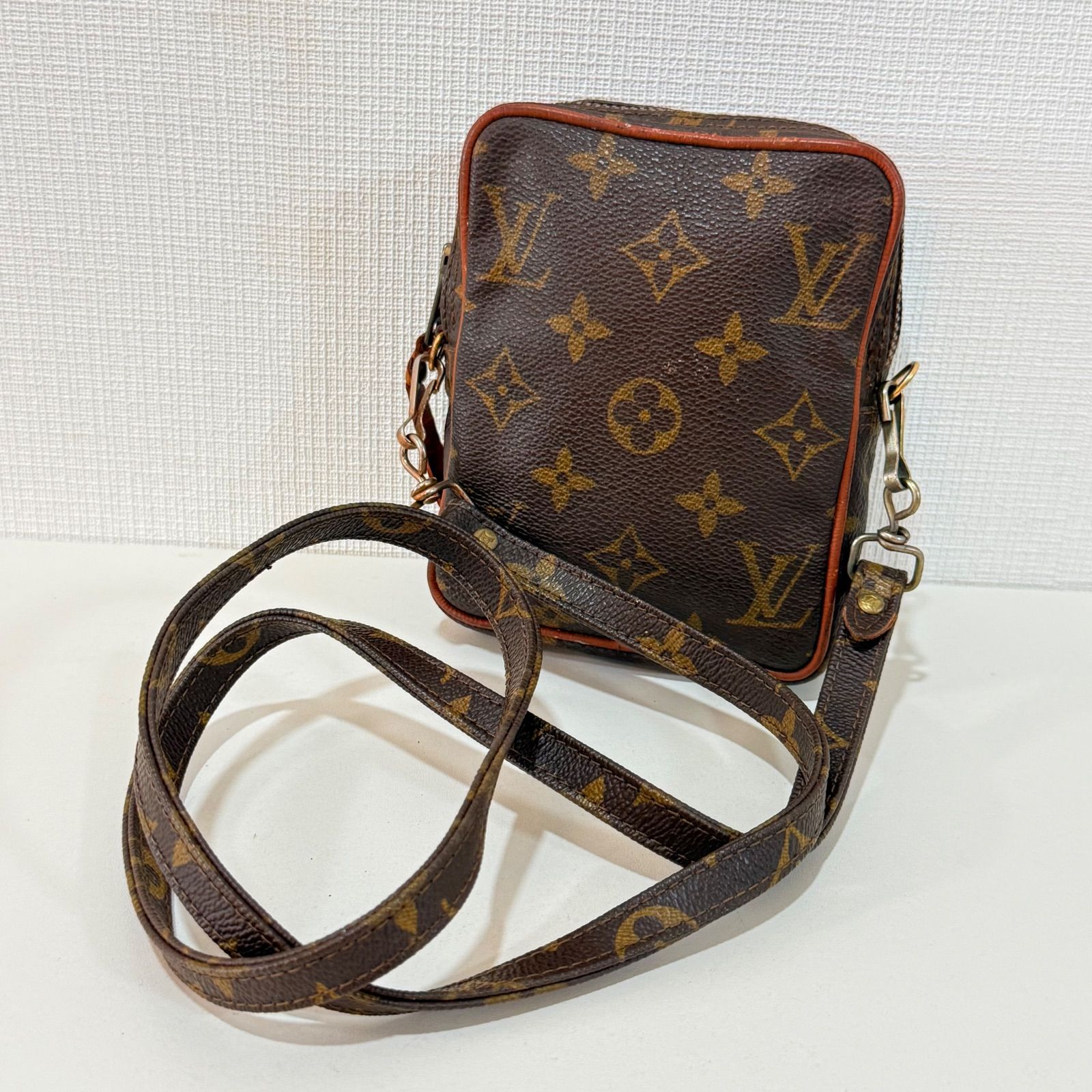 LOUIS VUITTON ルイヴィトン ミニダヌーブ モノグラム 美品 - メルカリ