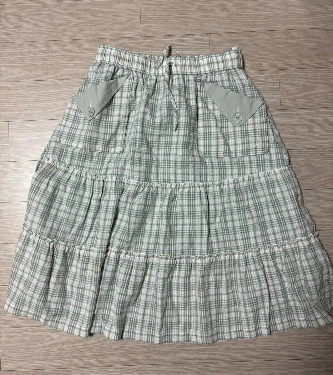ザコールデストモーメント スカート