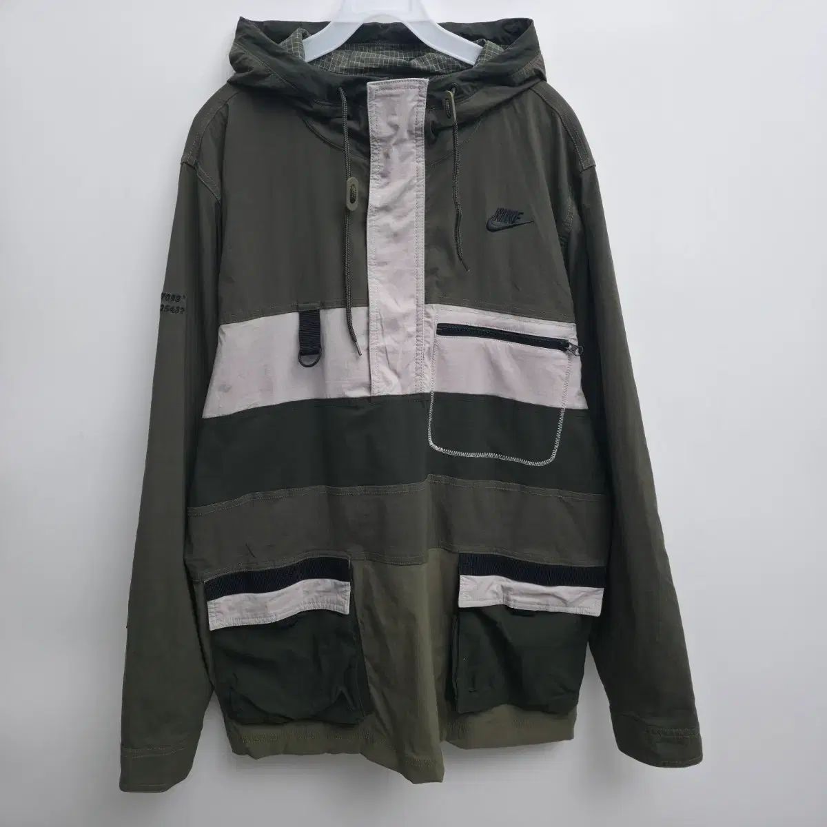 L NIKE ハイプ ハイク ウーブン アノラック ジャケット