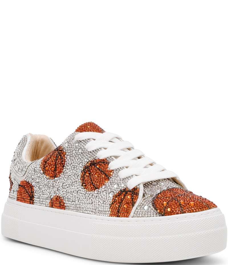 ベッツィジョンソン レディース ボトムス カジュアルパンツ プラットフォーム プリント スニーカー Blue by Betsey Johnson Sidny Basketball Print Rhinestone Platform Sneakersilver