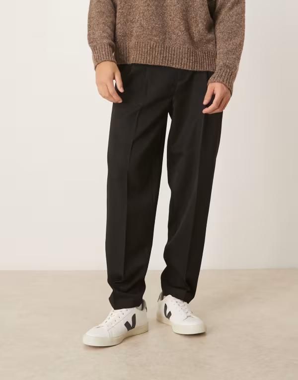 エイソス メンズ ボトムス カジュアルパンツ ASOS DESIGN oversized taperedress pants with double pleats Black ブラック