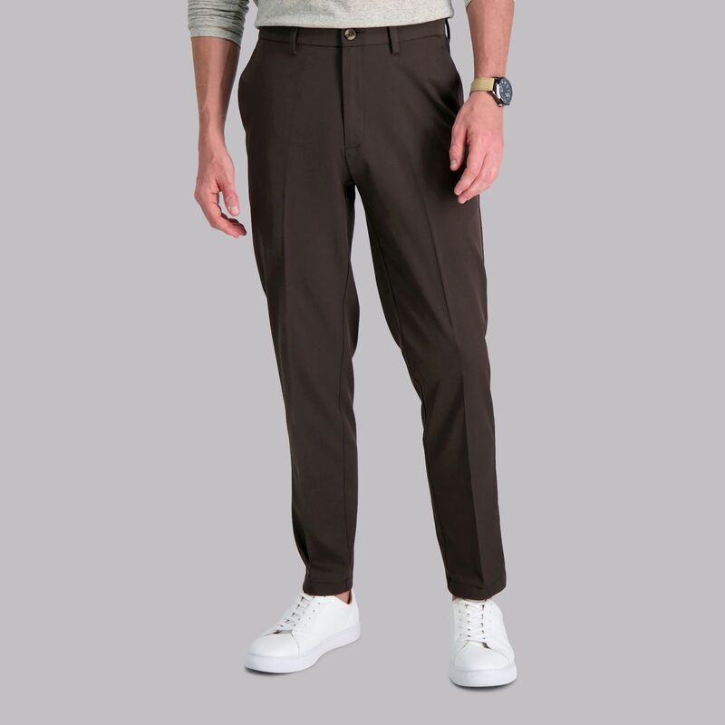 ハガー メンズ ボトムス カジュアルパンツ Mens Haggar Cool Right Performance Flex SlimFit FlatFront Pants Brown ブラウン