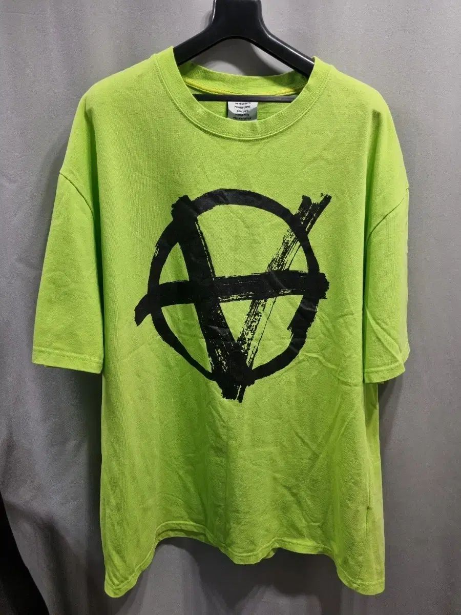 ヴェトモン ポリエステルの蛍光 Tシャツ XL