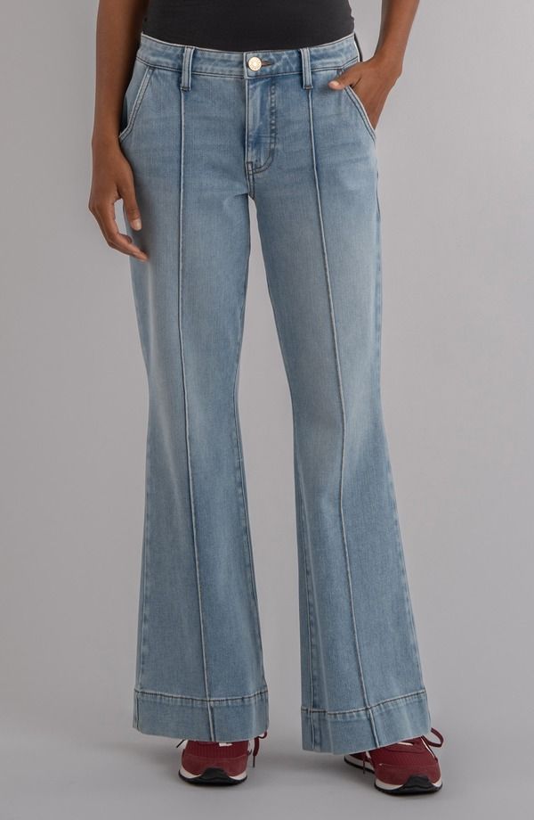 カットフロムザクロス レディース ボトムス デニムパンツ ハイウエスト ジーンズ KUT from the Kloth Ana Seamed High Waist Flare Jeans Considered