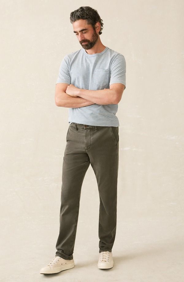 ファレティ メンズ ボトムス カジュアルパンツ Faherty Coastline Chino Pants Faded Black ブラック