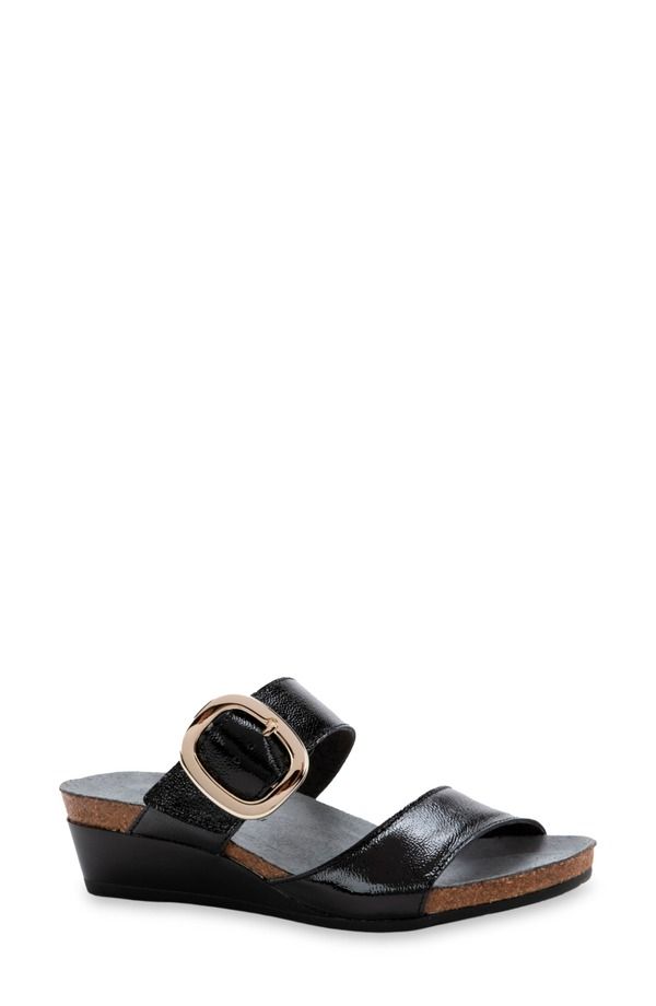 ナオト レディース シューズ ヒール サンダル Naot Magic Wedge Sandal Black Crinkle Patent Leather ブラック