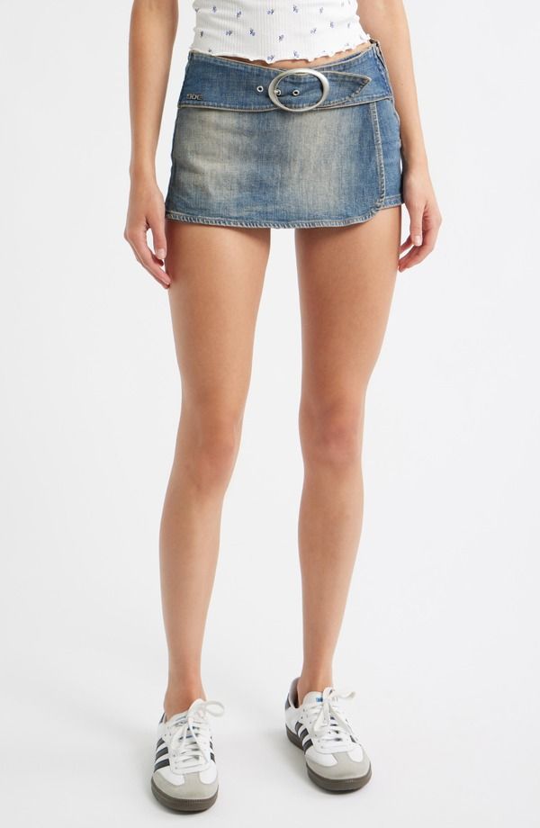 アーバンアウトフィッターズ レディース ボトムス デニムパンツ ミニ BDG Urban Outfitters Beltedeniminiskort Denim デニム 14,686円