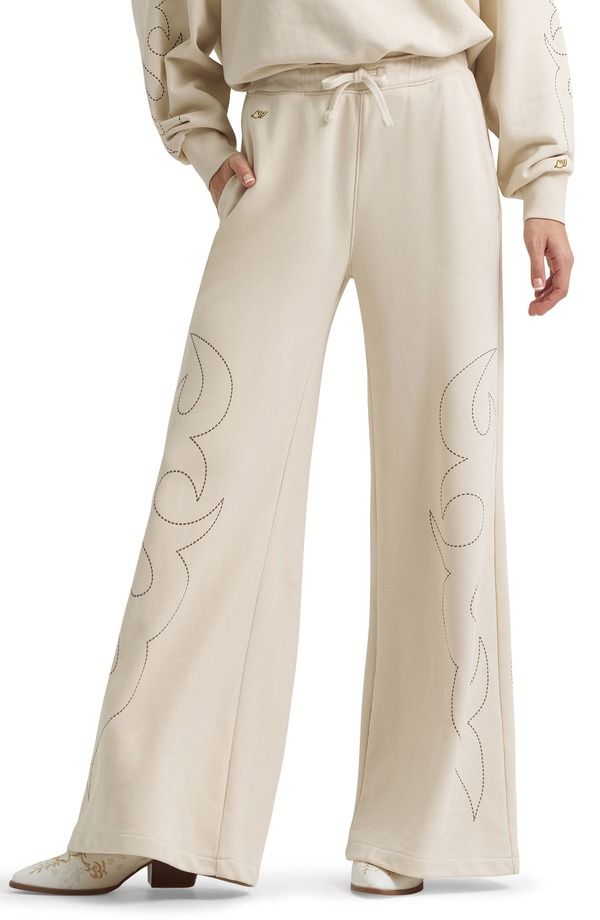 ラングラー レディース ボトムス レギンス ワイドレッグ パンツ スウェットパンツ グラフィック Wrangler x Lainey Wilson Western Graphic Wide Leg Sweatpants Cream クリーム 15,194円