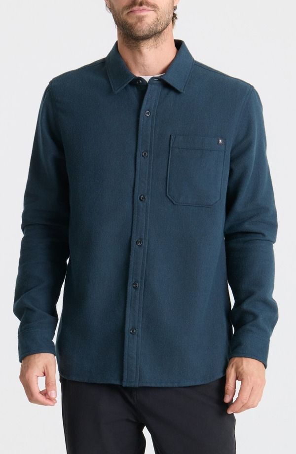 ローアク メンズ トップス シャツ コットン Roark Crossroads Organicotton ButtonUp Shirt Deep Navy Harringbone ネイビー