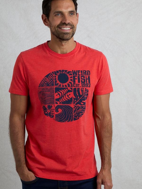 ウィアードフィッシュ メンズ トップス Tシャツ グラフィック Weird Fish Summer Sector Graphic TShirt Retro Red レッド