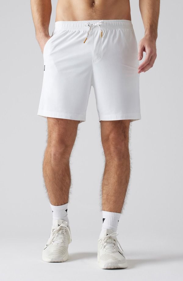 ローヌ メンズ ボトムス ハーフパンツ・ショーツ ショートパンツ Rhone Pursuit 7Inch Lined Training Shorts Bright White ホワイト