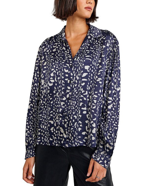 ベラダール レディース トップス シャツ シャーリング ブラウス Bella Dahl Smocked Shoulder Textured Blouse Arctic Animal アニマル