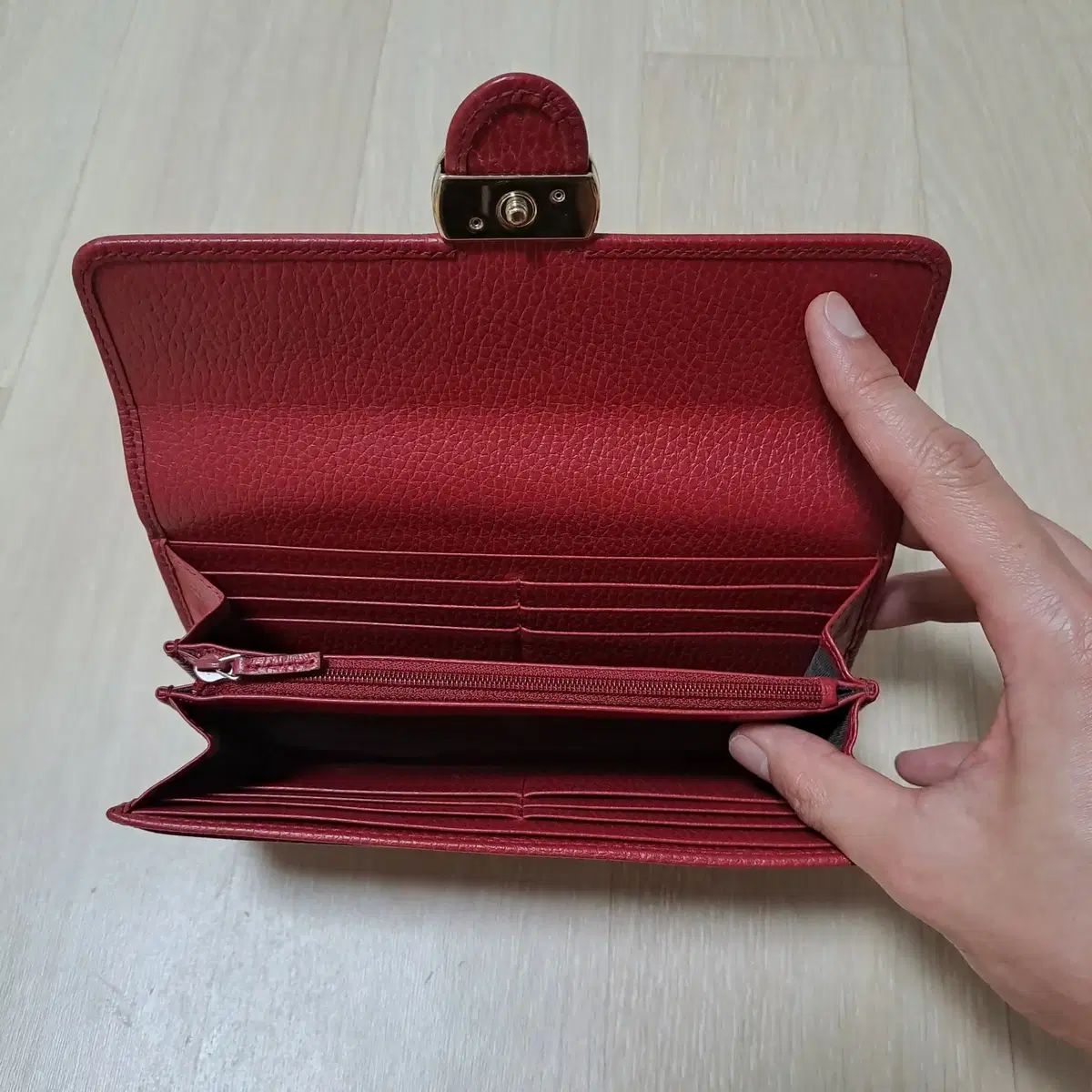 100%/正規品 グッチ インターロッキング GG 長財布 レッド