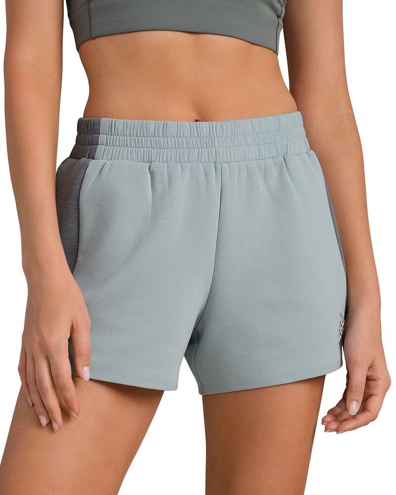 ローヌ レディース ボトムス ハーフパンツ・ショーツ ショートパンツ Rhone Dreamglow Color Blocked Shorts Green Smoke スモーク