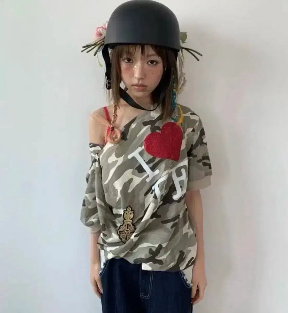 ショップフェアリー カモフラージュ ハート オフショルダー Tシャツ