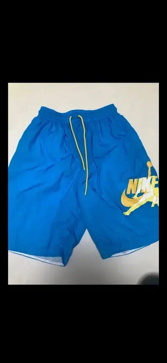 ジョーダン機能性ハーフパンツ