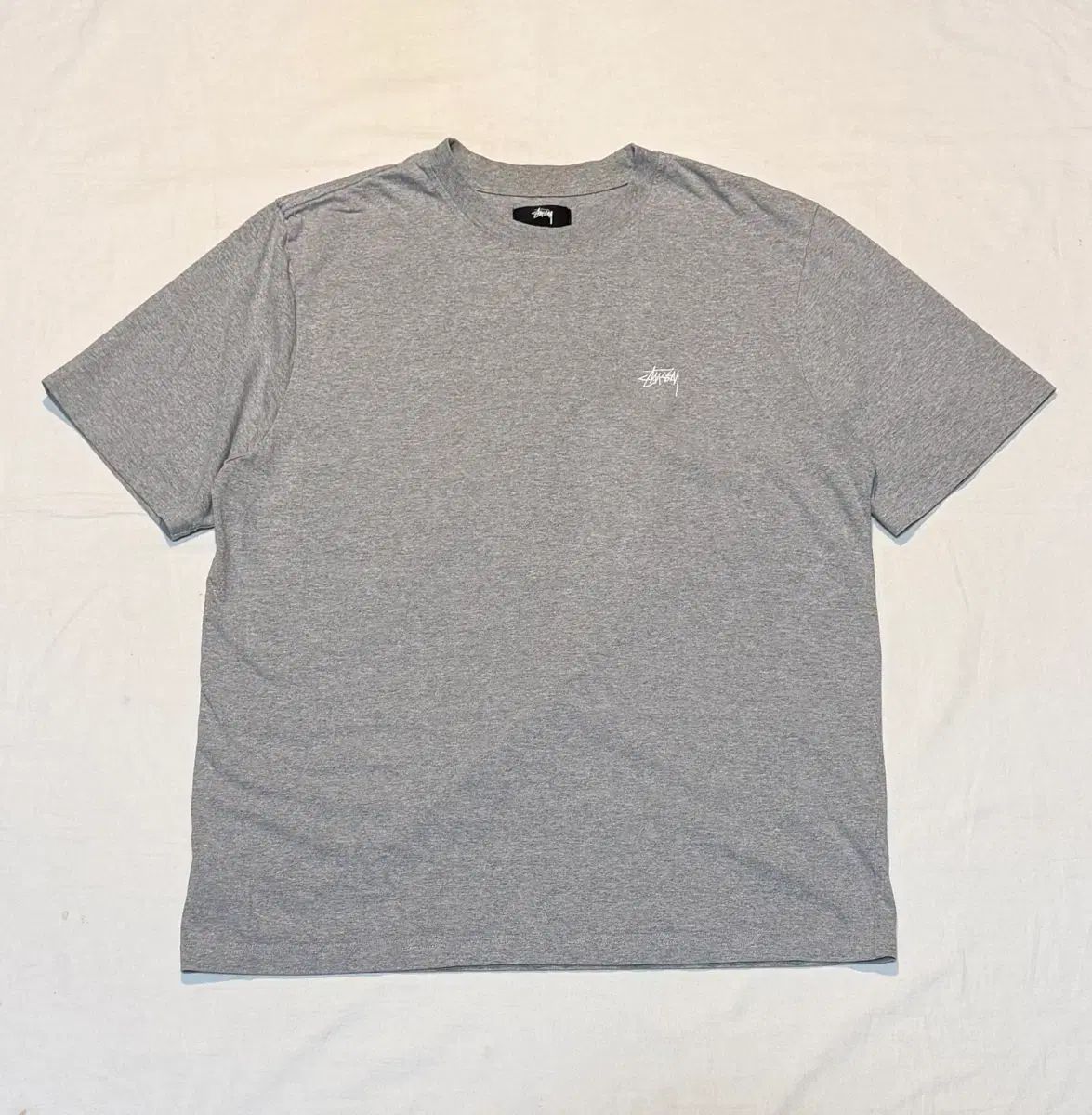 STUSSY ベーシック 刺繍 半袖 Tシャツ グレー
