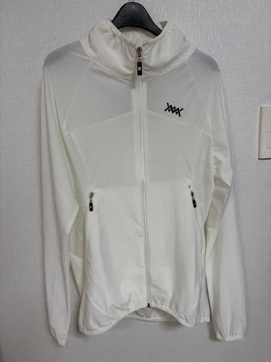 ミウゴルフ ウィンドブレーカー L 白
