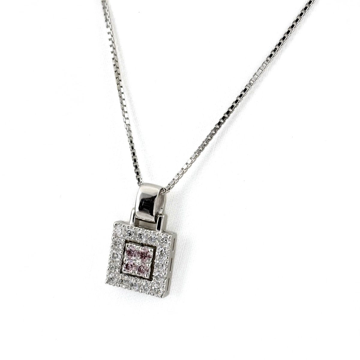 フラワーモチーフ デザインネックレス プラチナ ペンダント メレダイヤ 花 ネックレス Pt900 Pt850 ダイヤモンド レディース 【中古】