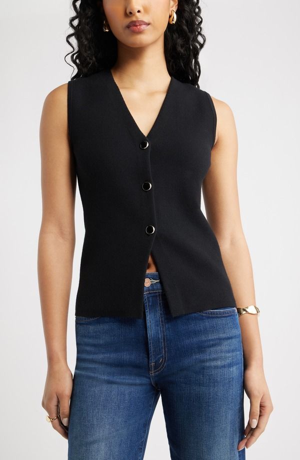 オープンエディット レディース トップス シャツ ベスト セーター Open Edit Cutaway ButtonUp Sweater Vest Black ブラック