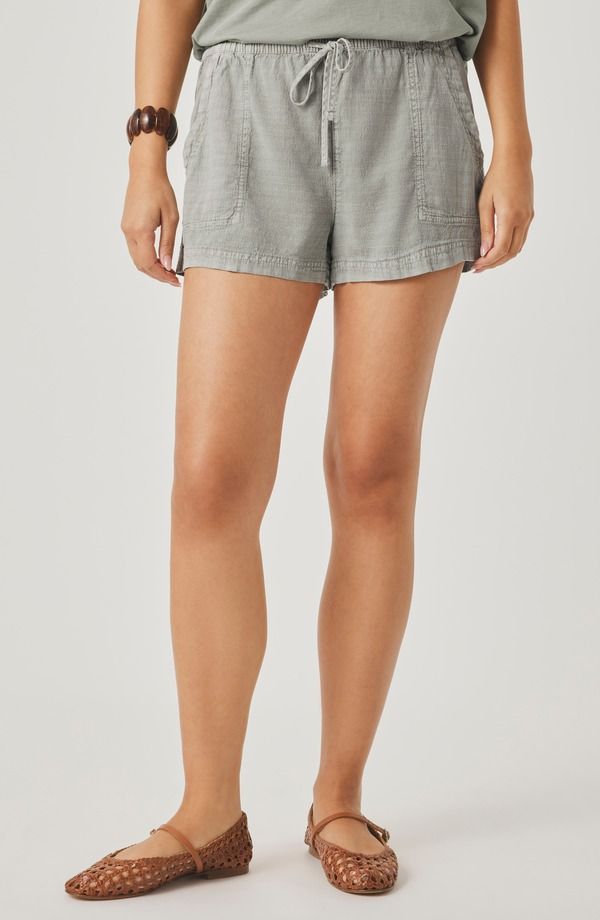 スプレンディット レディース ボトムス ハーフパンツ・ショーツ ショートパンツ Splendid Rosalie Tie Waist Shorts Eucalyptus Green グリーン