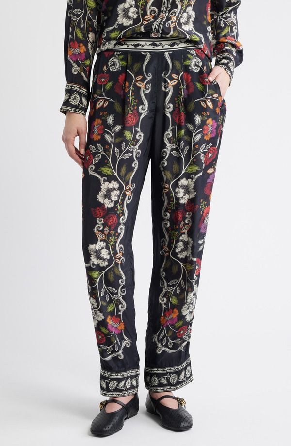 ファーム レディース ボトムス デニムパンツ ストレート フラワー柄 フラワー FARM Rio Rococco Floral Straight Leg Pants Black ブラック 29,452円