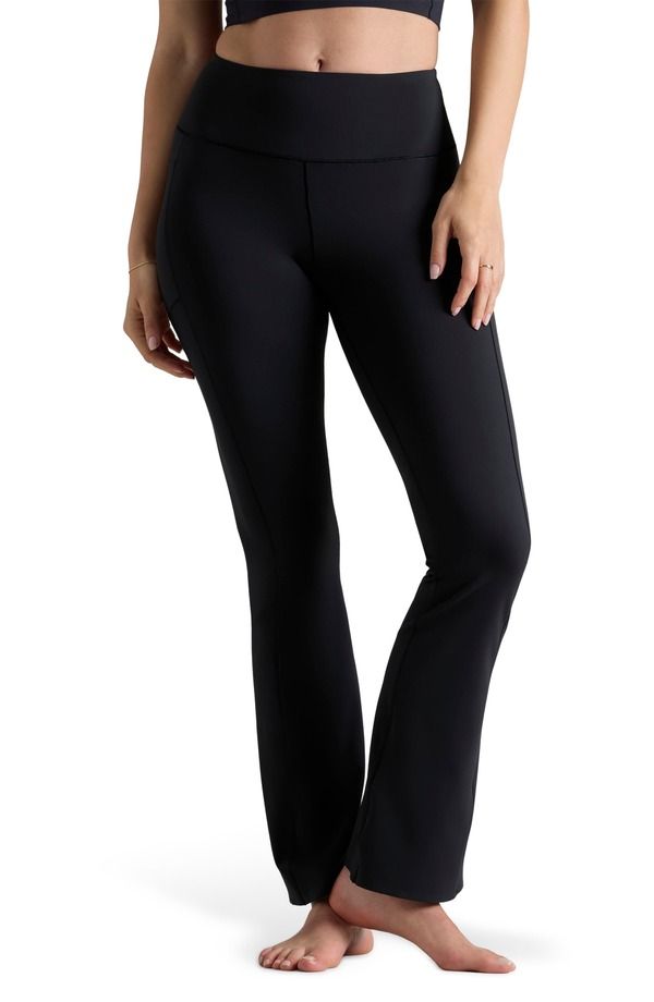 ローヌ レディース ボトムス カジュアルパンツ レギンス Rhone Revive Pocket Flare Leggings Black ブラック 25,060円