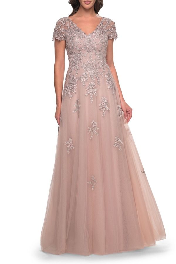 ラフェム レディース トップス ワンピース チュール A ライン レース La Femme ALine Tulle Gown with Lace Applique and Short Sleeves Mauve