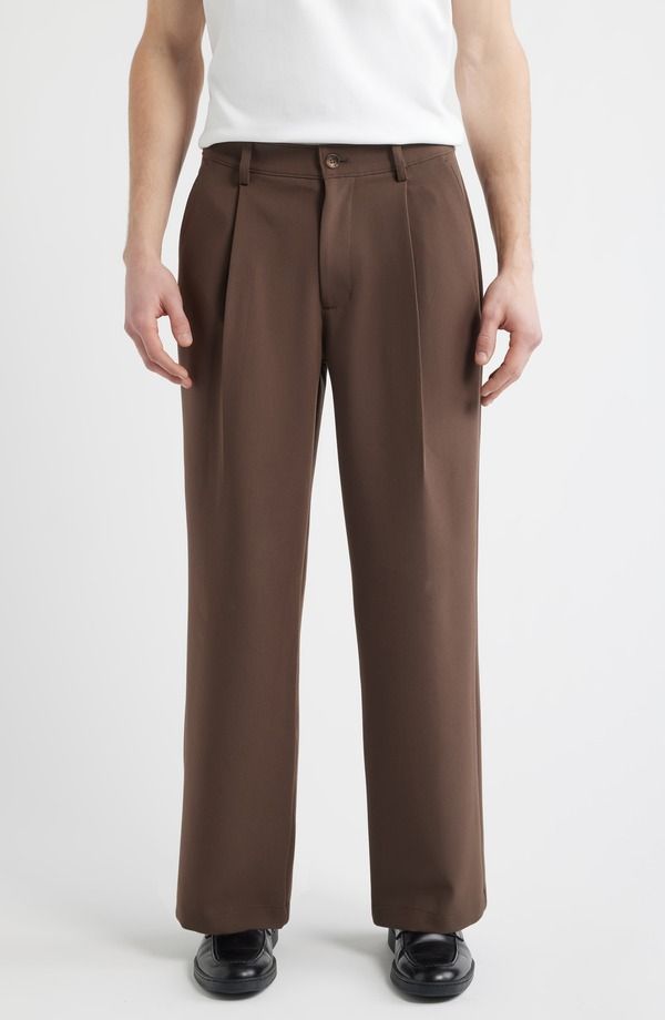 オープンエディット メンズ ボトムス カジュアルパンツ プリーツ Open Edit Relaxed Pleated Stretch Twill Pants Brown Cocoa ブラウン