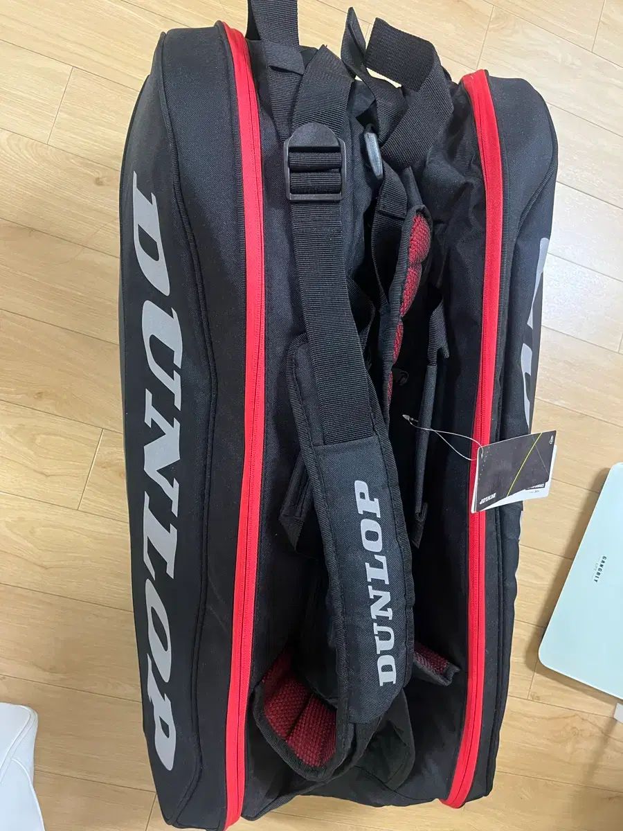 DUNLOP テニスバッグ バドミントンバッグ (3段 バッグ)
