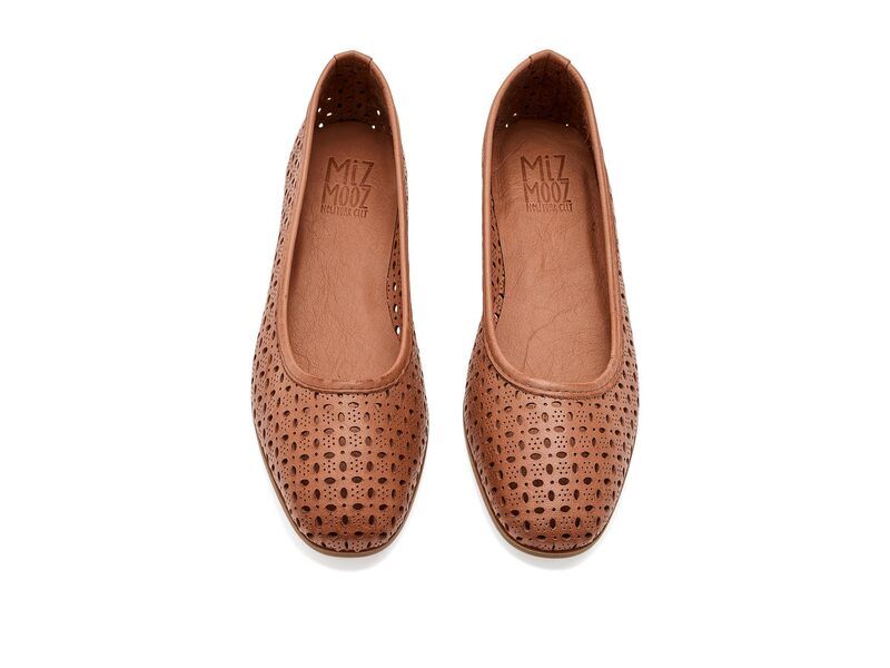 ミズムーズ レディース シューズ サンダル Miz Mooz Giulia Brandy ミズムーズ レディース シューズ サンダル Miz Mooz Giulia Brandy