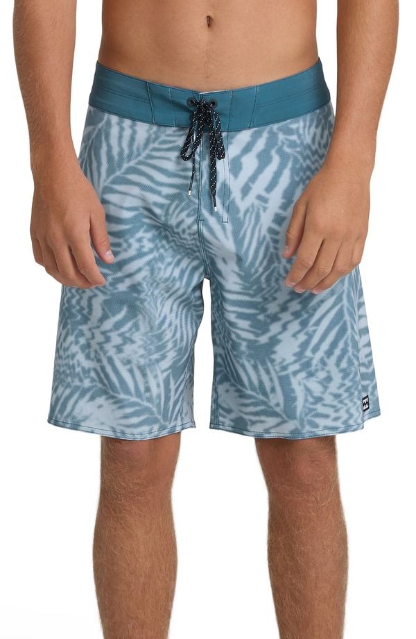 ビラボン メンズ 水着 ハーフパンツ・ショーツ Billabong Sundays Airlite Swim Trunks Dark Denim デニム
