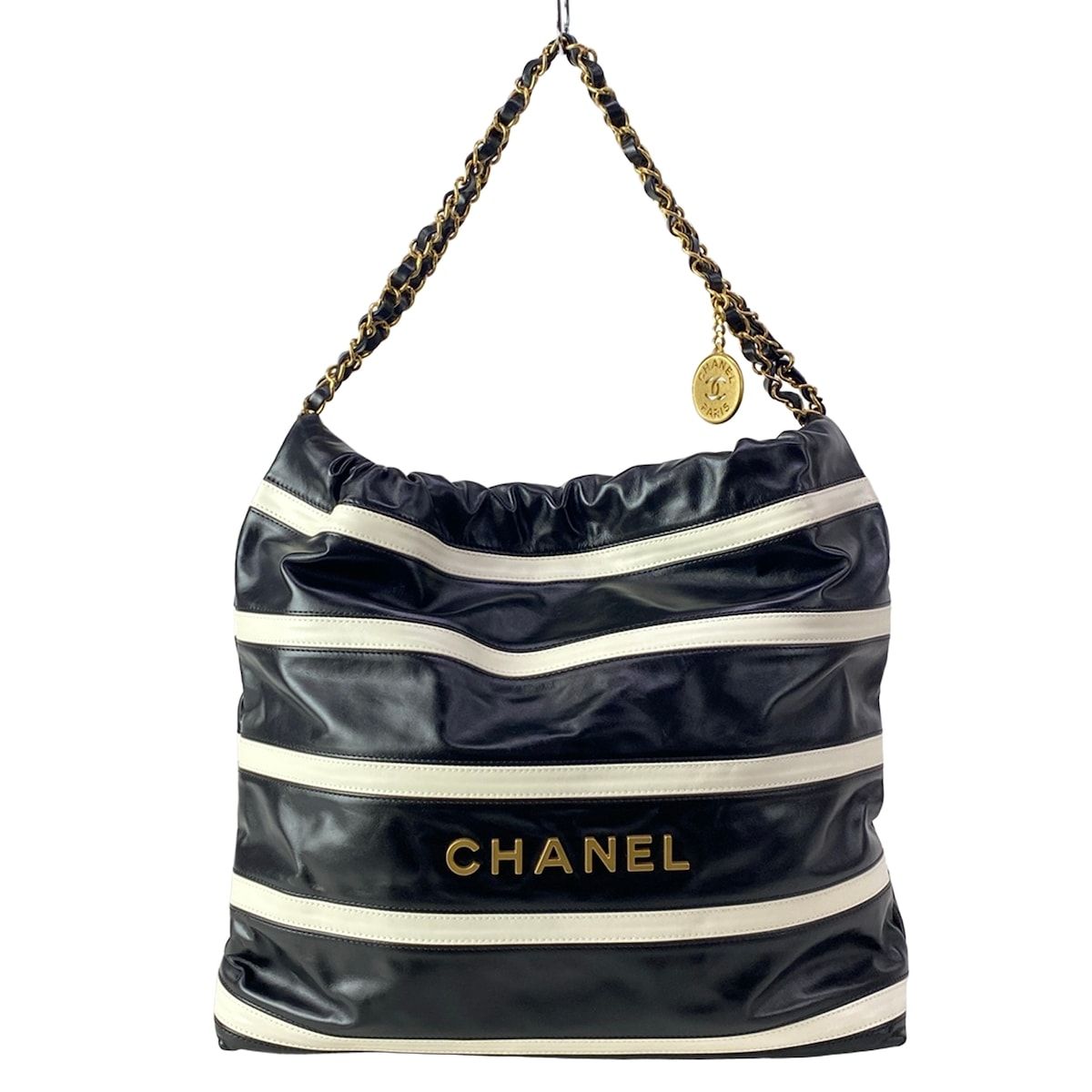 CHANEL(シャネル) ショルダーバッグ美品 CHANEL 22 スモール 