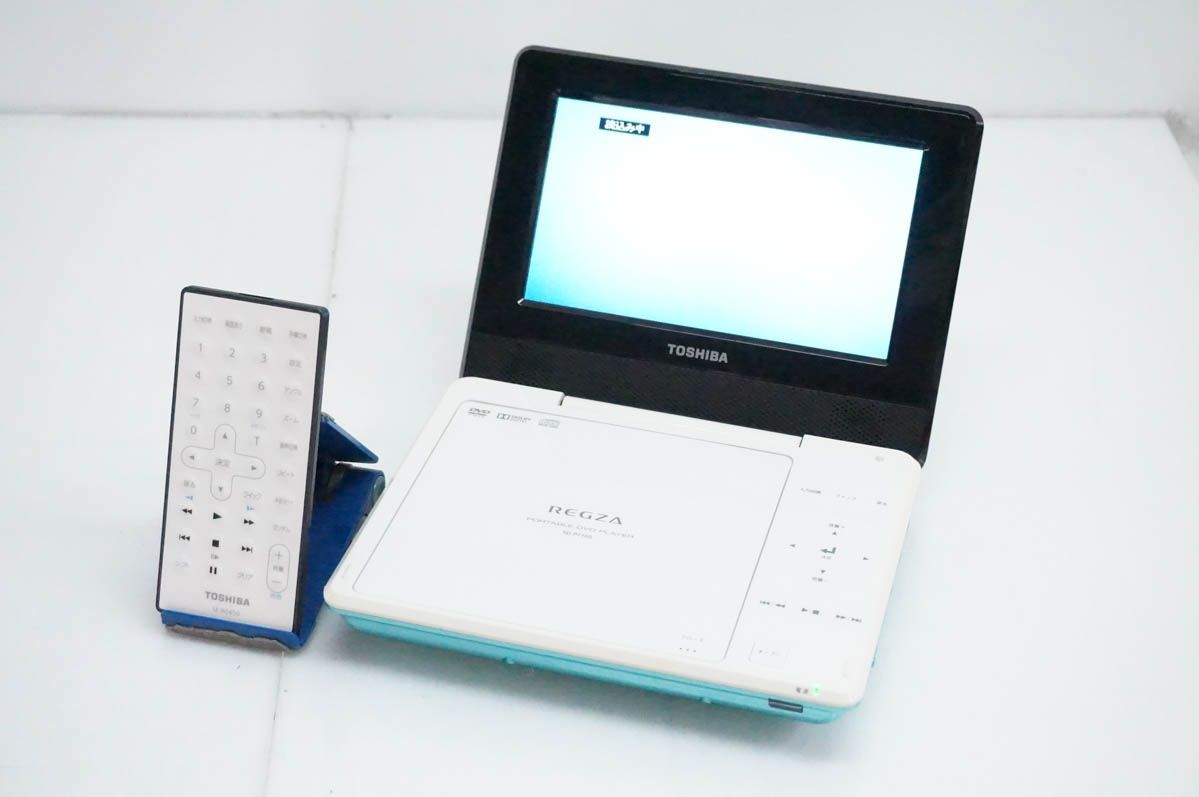 【中古】東芝TOSHIBA 7V型LEDワイド液晶 レグザポータブルプレーヤー SD-P710SG ポータブルDVDプレイヤー