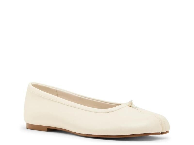 スティーブ マデン レディース シューズ パンプス Steve MaddenCalico Splitoe Flat Bone Leather