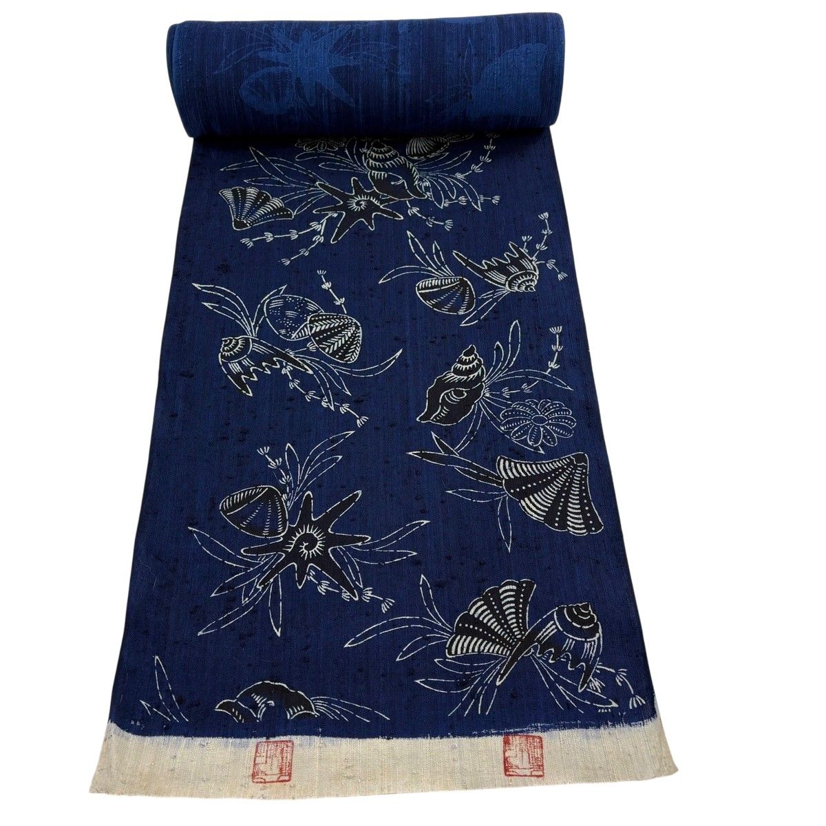 反物 名品 小紋 紬地 落款 貝 草花 藍色 正絹 【中古】
