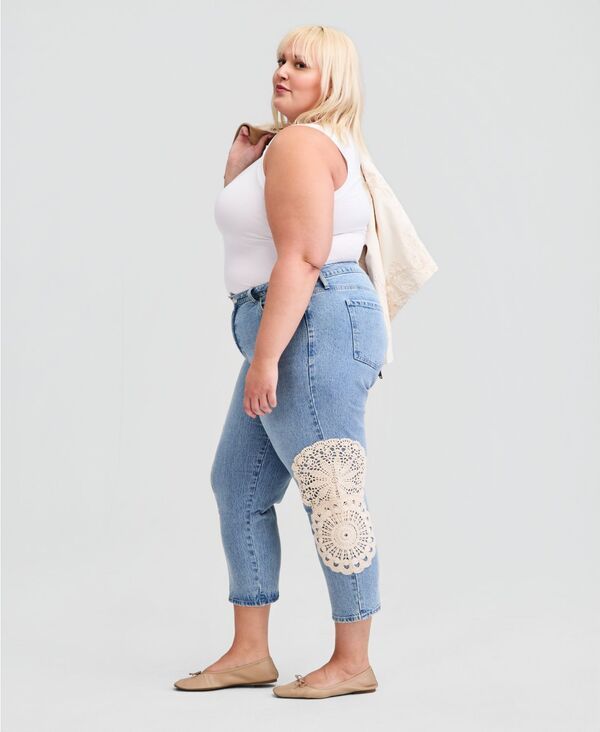アンドノウディス レディース ボトムス デニムパンツ アンクル ジーンズ And Now This Womens HighRise CrochetTrim Ankle Jeans Macys Exclusive Light Wash