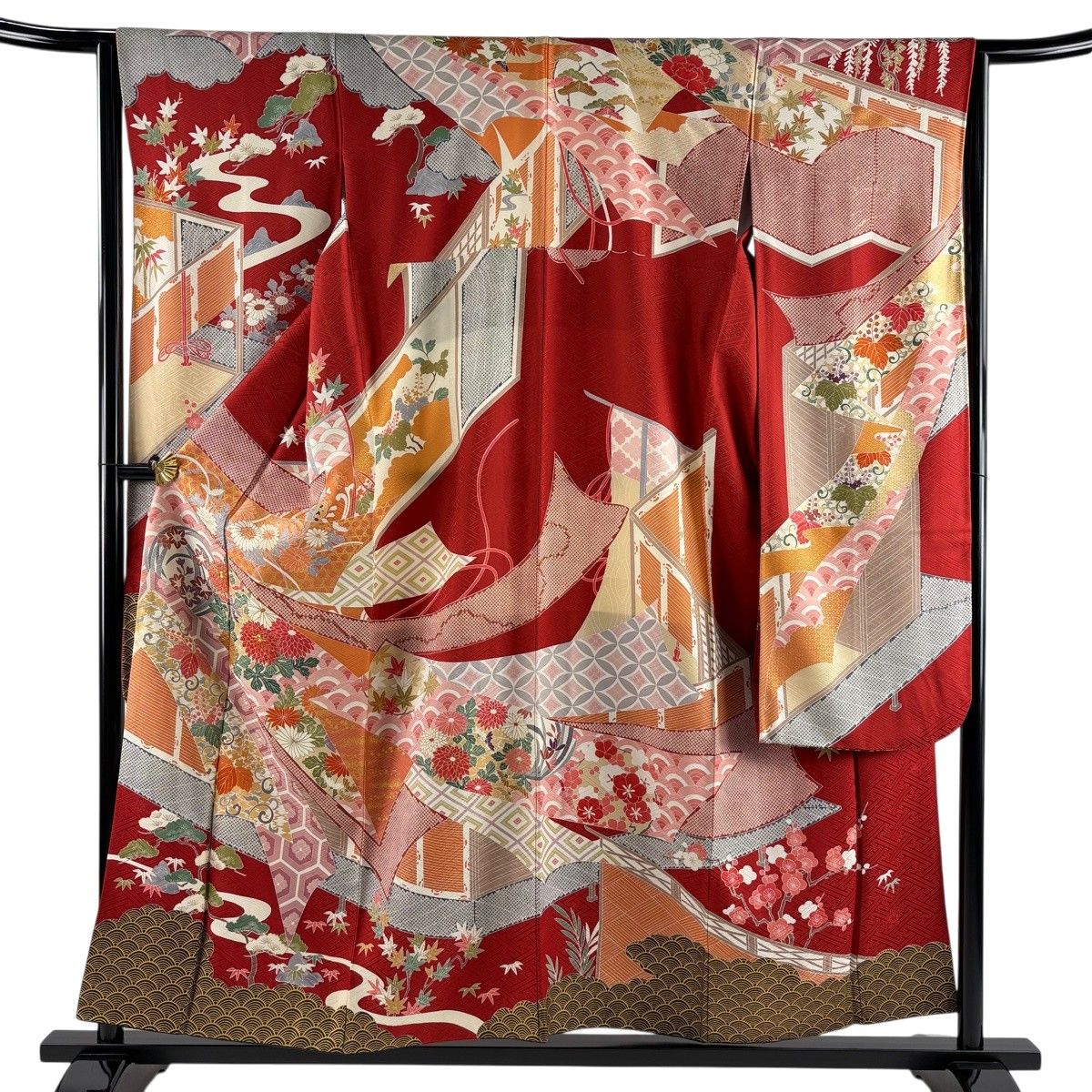 振袖 身丈155.5cm 裄丈64.5cm M 袷 菊 有職文様 金糸 金彩 赤 正絹 秀品 【中古】