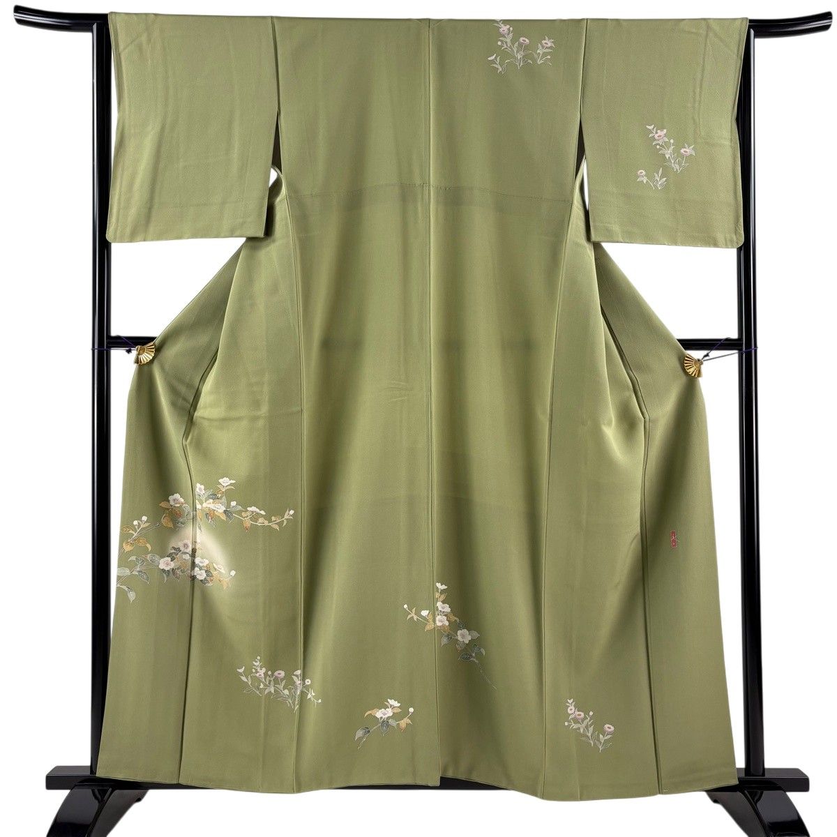 付下げ 身丈158cm 裄丈65cm M 袷 落款 枝花 ぼかし 鶯色 正絹 秀品 【中古】