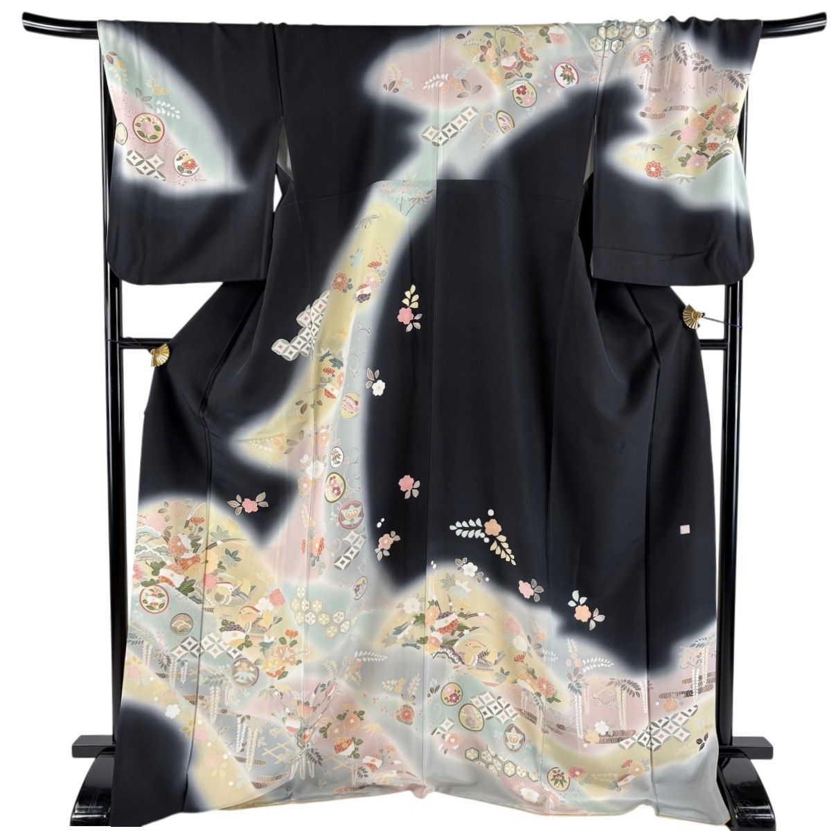 訪問着 身丈173cm 裄丈71cm L 袷 落款 草花 鴛鴦 ぼかし 黒 正絹 名品 【中古】