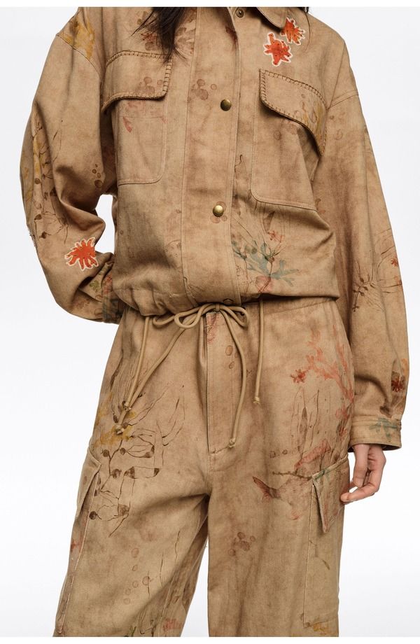 ビンバイローラ レディース ボトムス カジュアルパンツ Bimba y Lola Cargo Trousers With Stitching And Patches Underwater Garden ビンバイローラ レディース ボトムス カジュアルパンツ Bimba y Lola Cargo Trousers With Stitching And Patches Underwater Garden