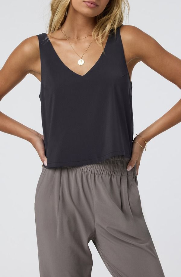 ビュオーリ レディース トップス シャツ Vuori Villa Tank Black ブラック