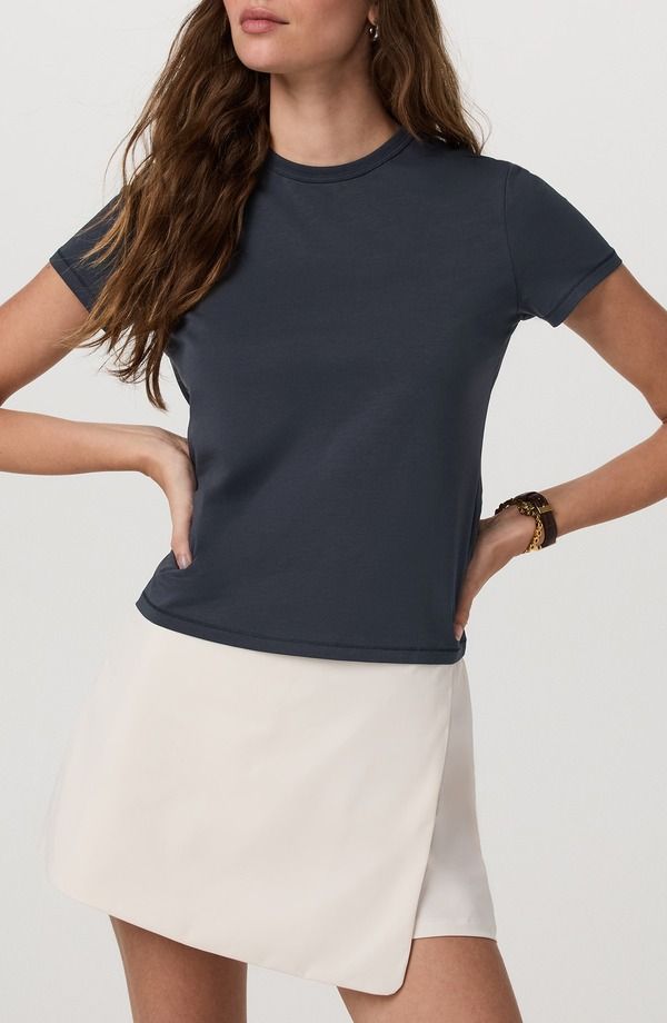 ビュオーリ レディース トップス シャツ Vuori Feather Classic TShirt Navy ネイビー